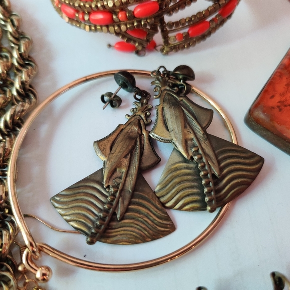 "Pretty in Red" Vintage Jewelry Bundle #12 - Picture 6 of 9